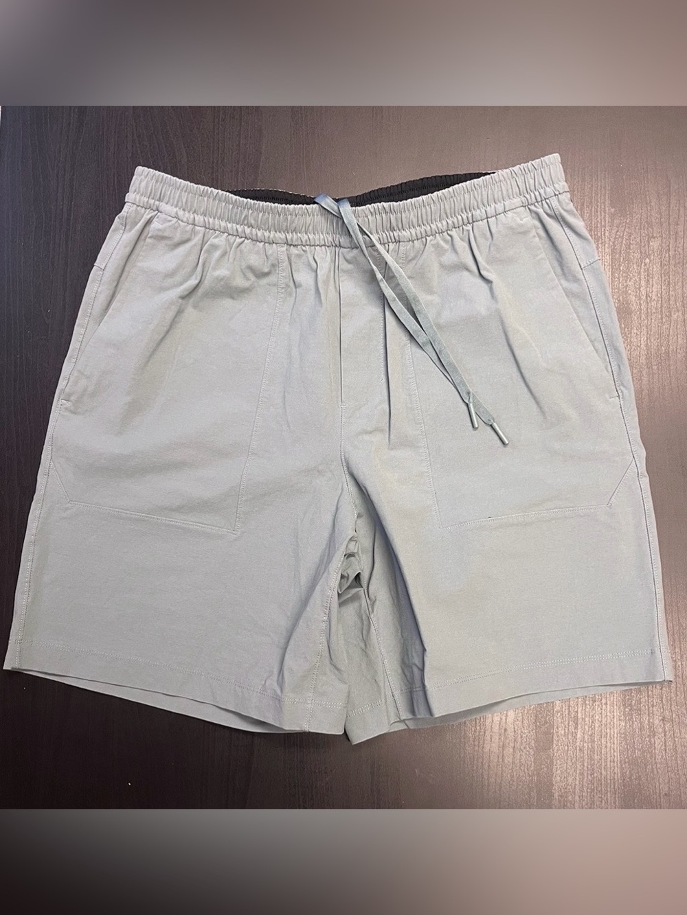 Lululemon Mens Bowline Short 8" - Large